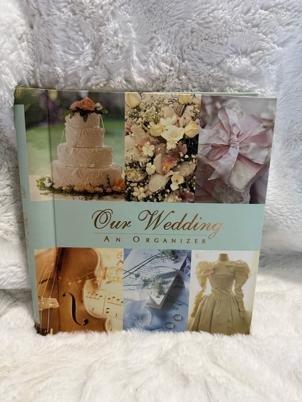 Vintage Our Wedding An Organizer - Pastel Blue Wedding Planner Hardcover Binder